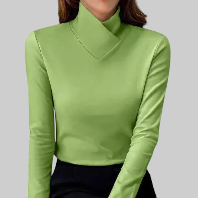 DARINA | ELEGANTNÝ ROLÁKOVÝ STRIH