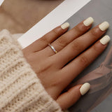 Strieborný prsteň s motívom labky