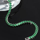 Náramok so smaragdovými kameňmi