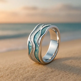 Prsteň Aurora s vlnami oceánu a pláže