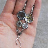 Asymetrické okrúhle kovové náušnice