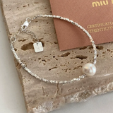 Strieborný štvorcový náramok Amor