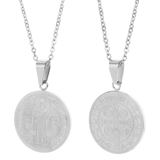 Náhrdelník s okrúhlym príveskom v tvare O