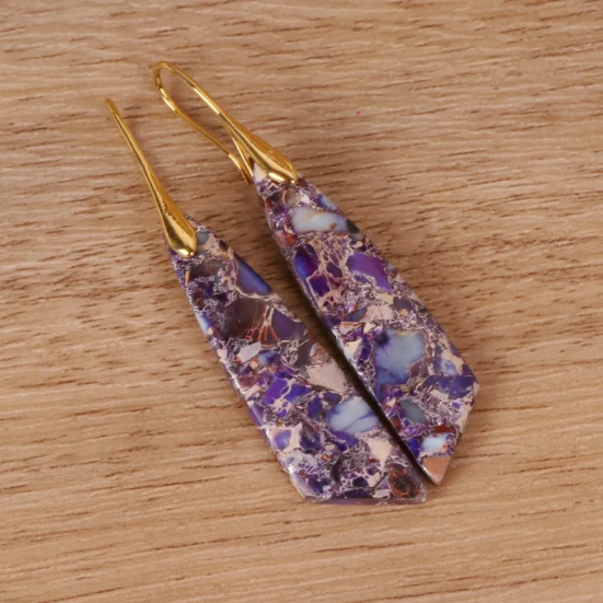 Náušnice s kameňom cisára