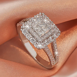 Lesklý strieborný prsteň s kockami