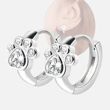 Náušnice labka s objatím a trblietavým zirkónom